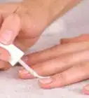 Apply Gel Nails