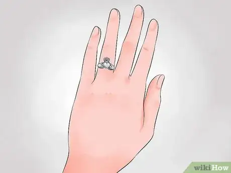 Image titled Wear a Claddagh Ring Step 4