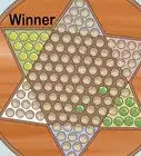 Play Chinese Checkers