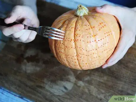 Image titled Peel an Acorn Squash Step 4