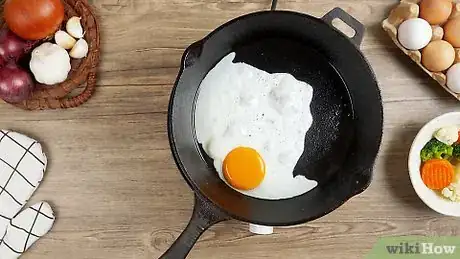 Image titled Cook in a Cast Iron Skillet Step 3