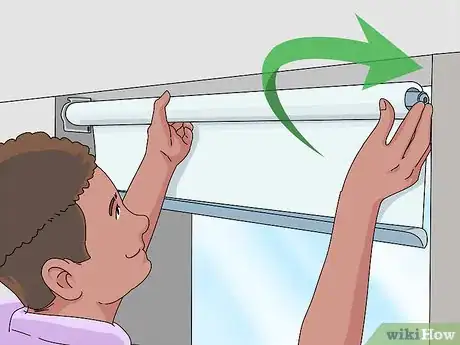 Image titled Clean Roller Blinds Step 16