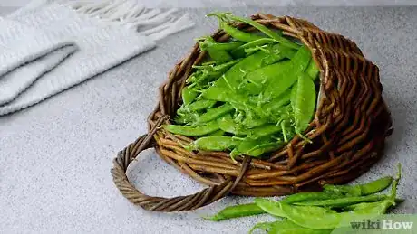 Image titled Prepare Snow Peas for Cooking Step 1