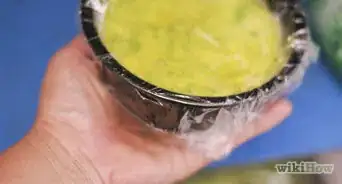 Keep Guacamole Fresh