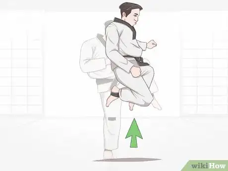 Image titled Execute Jump Kicks (Twio Chagi) in Taekwondo Step 26