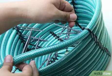 Image titled Make a Basket from a Garden Hose Step 8