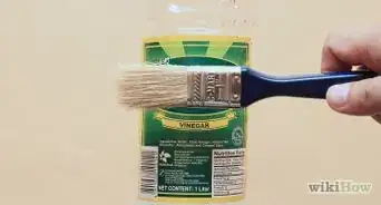 Revive Paintbrushes With Vinegar