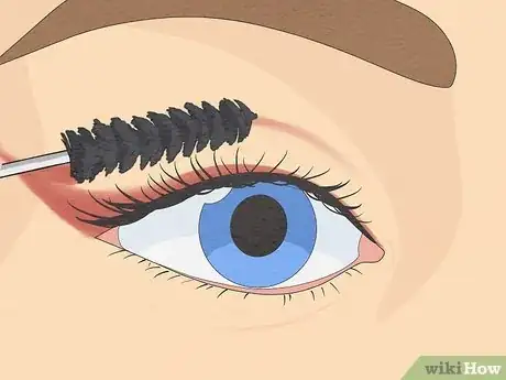 Image titled Do Bold Eyeliner Step 19